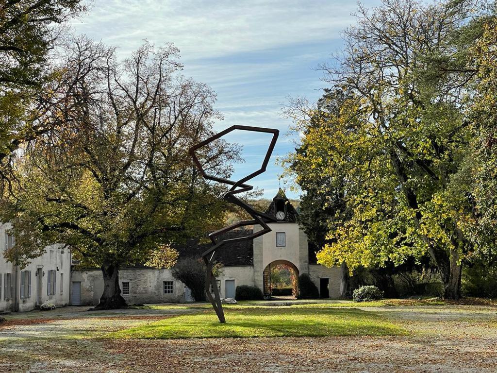 Charmante Maison Bourguignonne Avec Grand Jardin Et Parking Montbard Exteriér fotografie